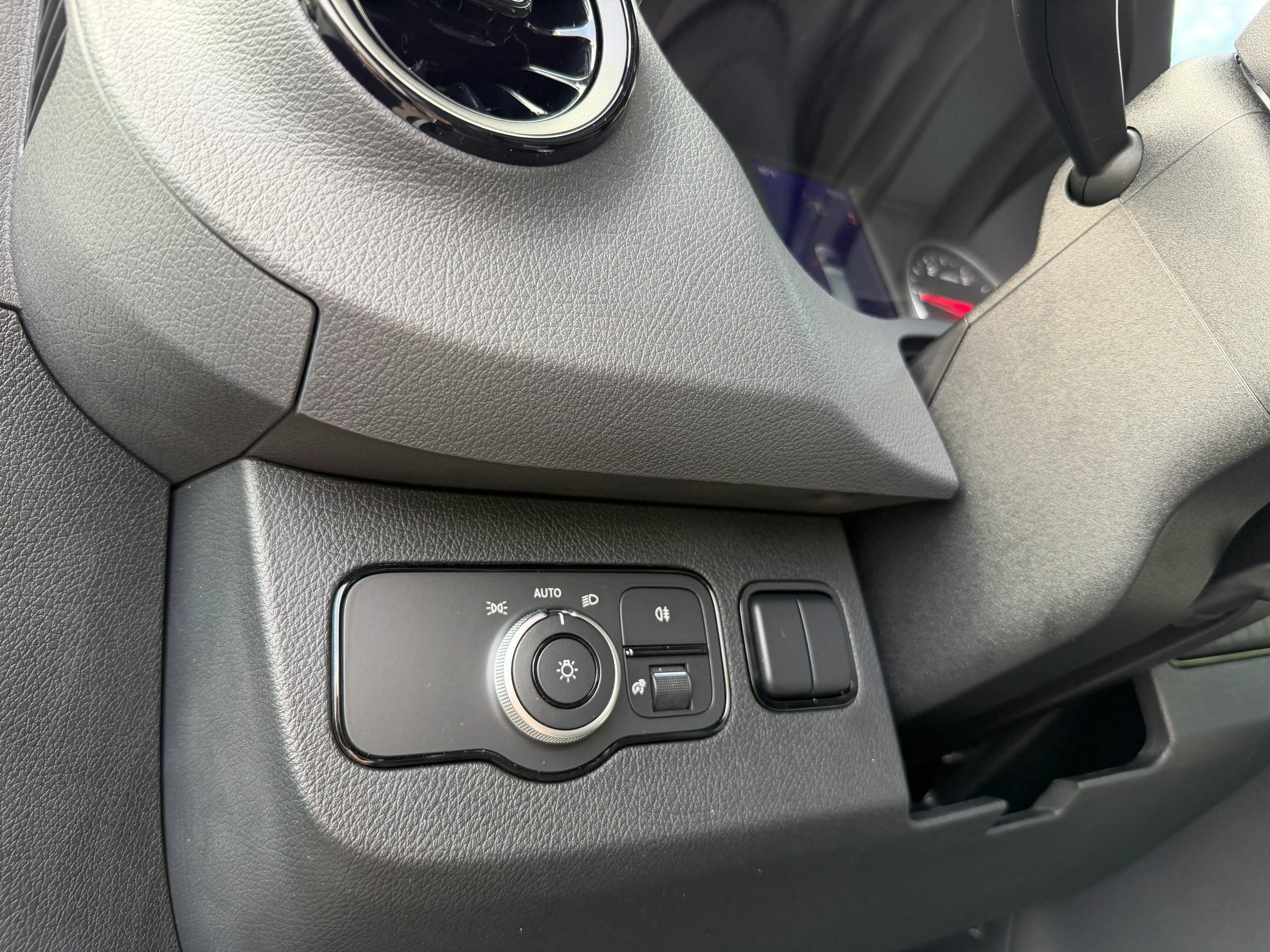 Used 2024 Mercedes-Benz Sprinter 3500 image 11