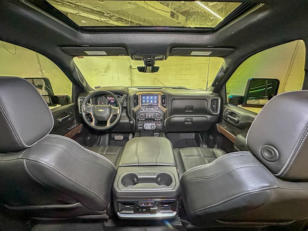 Used 2023 Chevrolet Silverado 2500 High Country AWD/4WD image 37