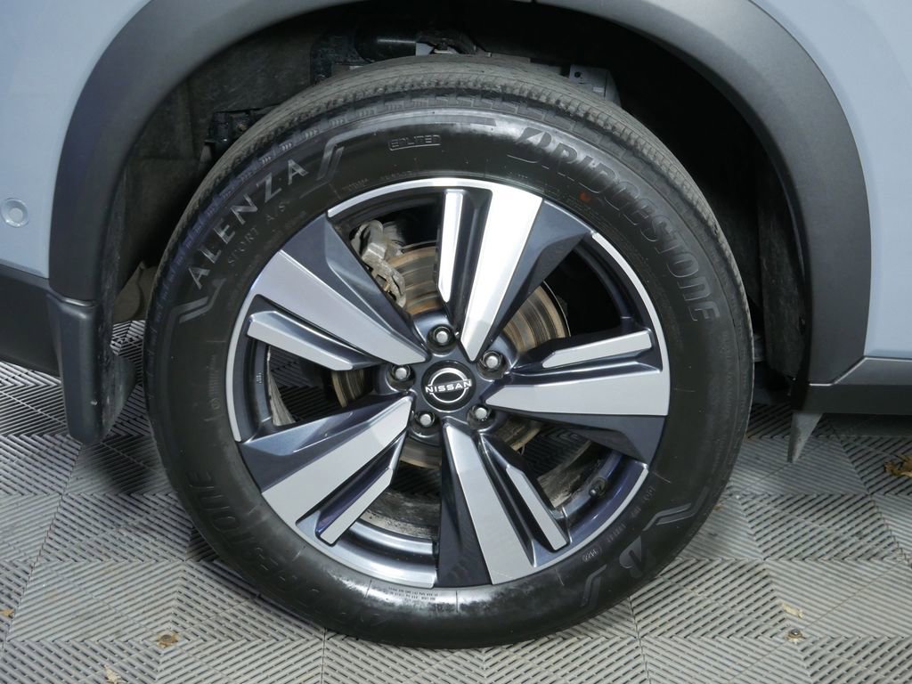 Used 2023 Nissan Rogue SL w/ SL Premium Package AWD/4WD image 11