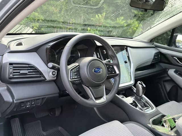Certified 2025 Subaru Outback Premium AWD/4WD image 9