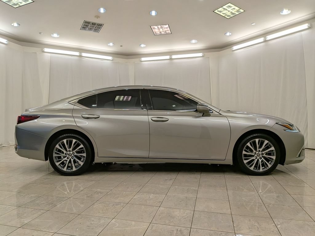 Certified 2021 Lexus ES 250 w/ Premium Package AWD/4WD image 11