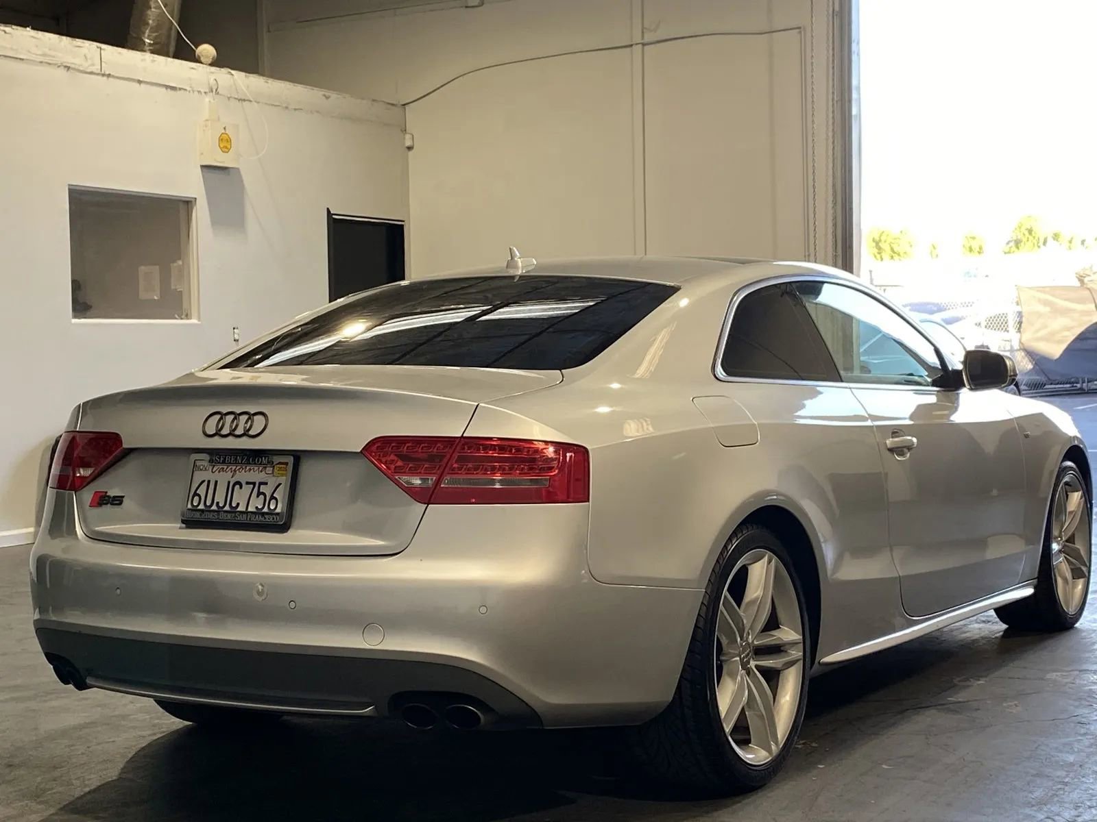Used 2012 Audi S5 Prestige w/ Prestige Pkg image 4