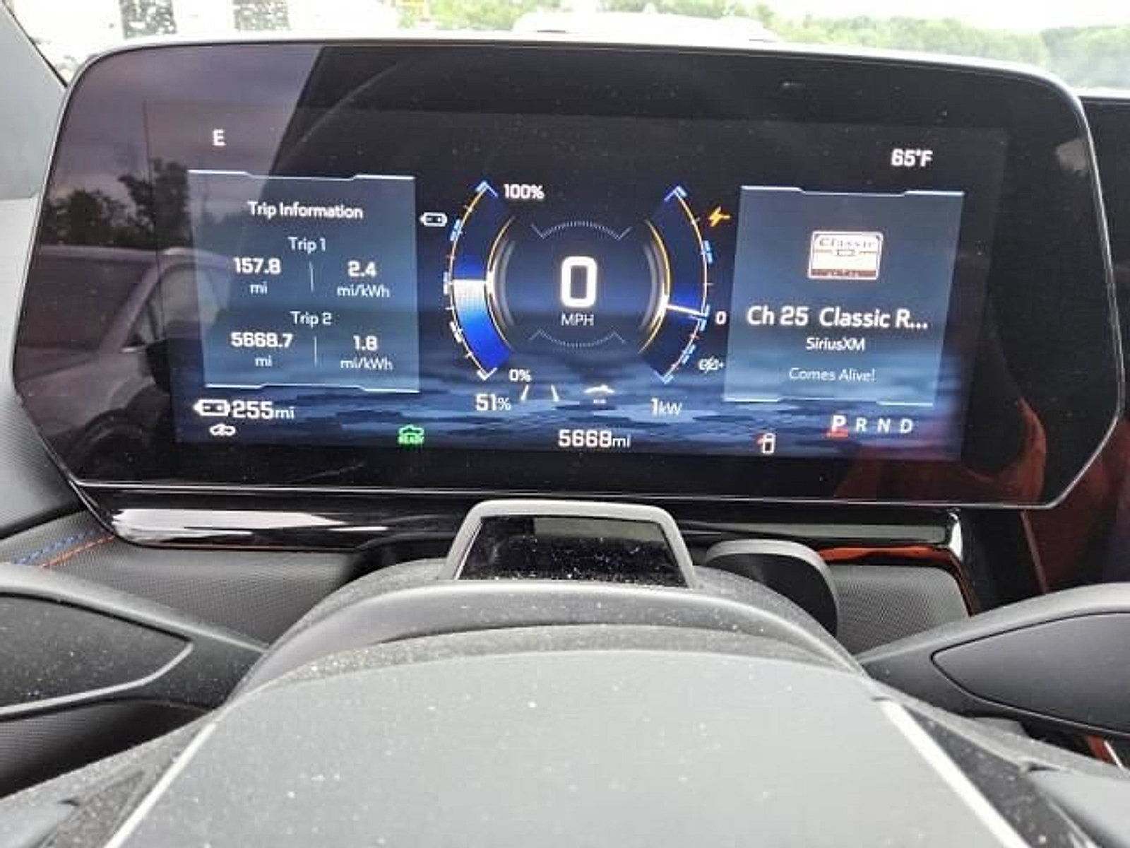 Certified 2025 Chevrolet Silverado EV RST AWD/4WD image 9