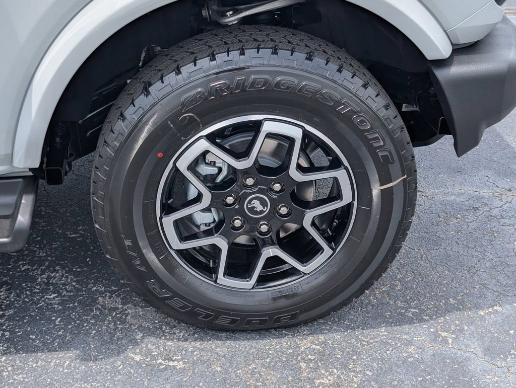 New 2026 Ford Bronco Outer Banks AWD/4WD image 17