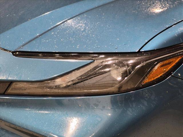 Used 2025 Toyota Camry LE FWD image 9