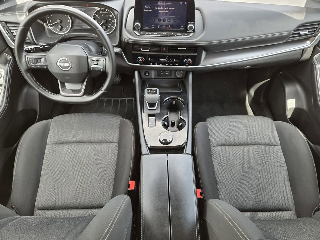 Used 2025 Nissan Rogue SV AWD/4WD image 4