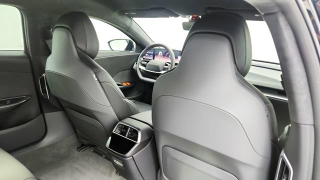 Used 2024 Lucid Air Pure RWD image 44