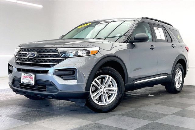 Used 2023 Ford Explorer XLT AWD/4WD image 12