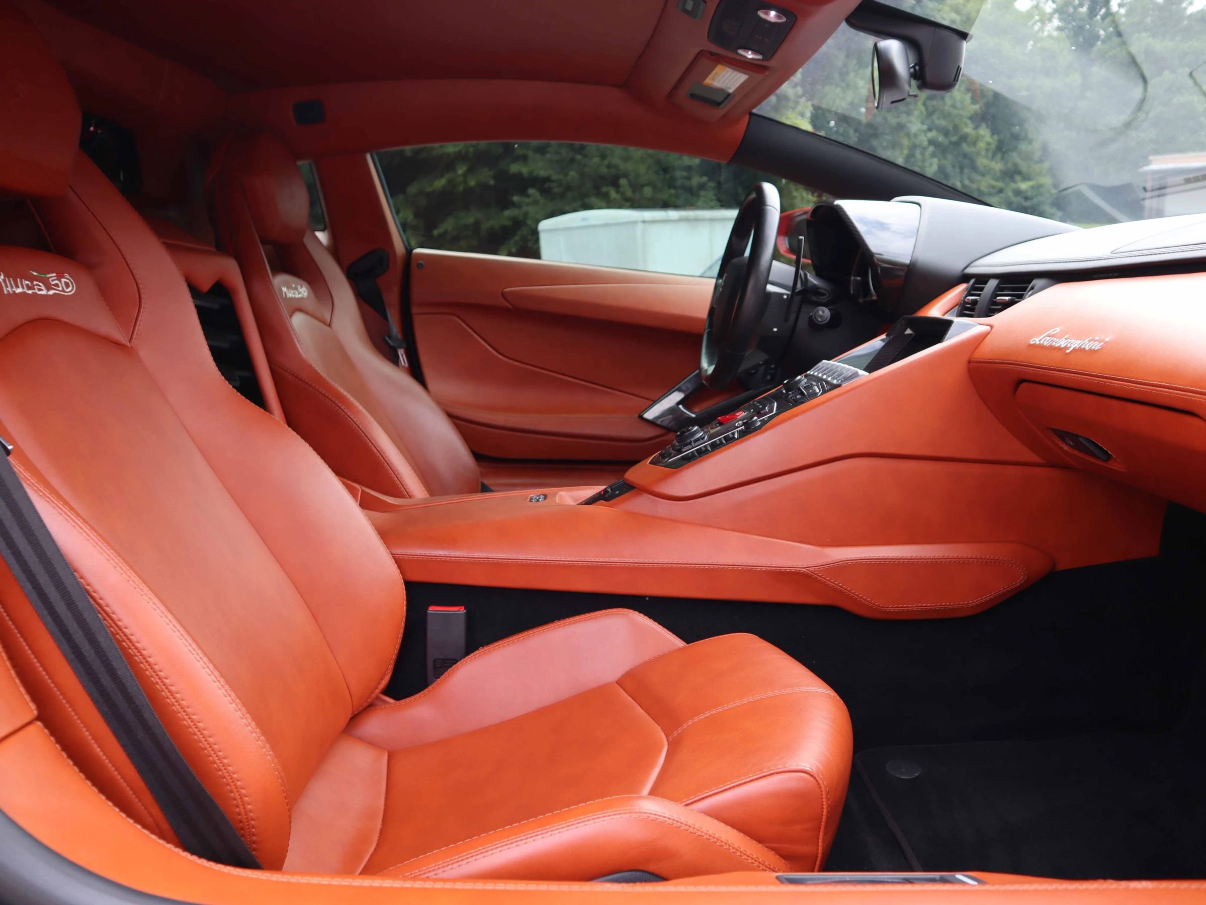 Used 2017 Lamborghini Aventador LP 700-4 image 5