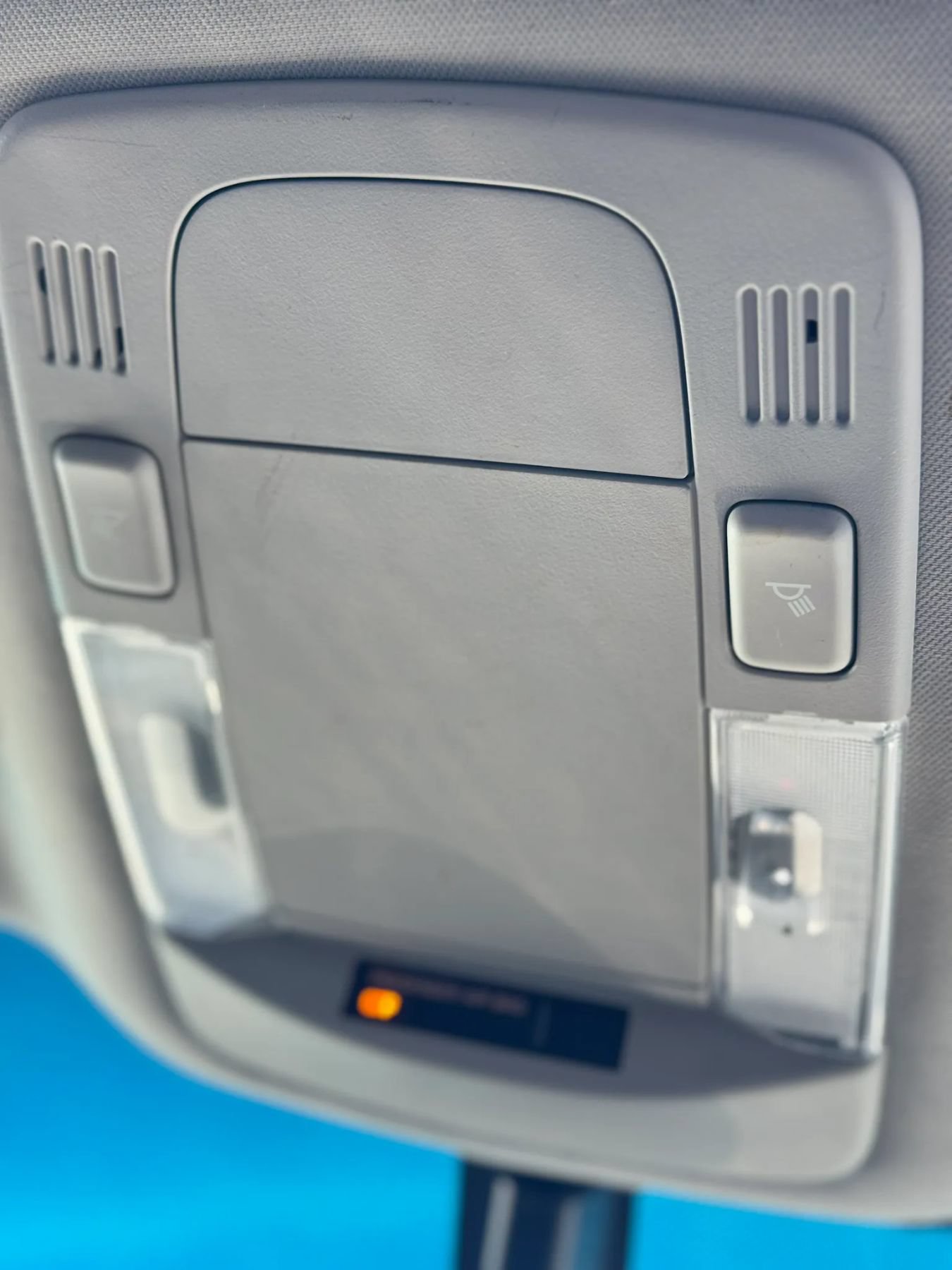 Used 2010 Cadillac DTS FWD image 25