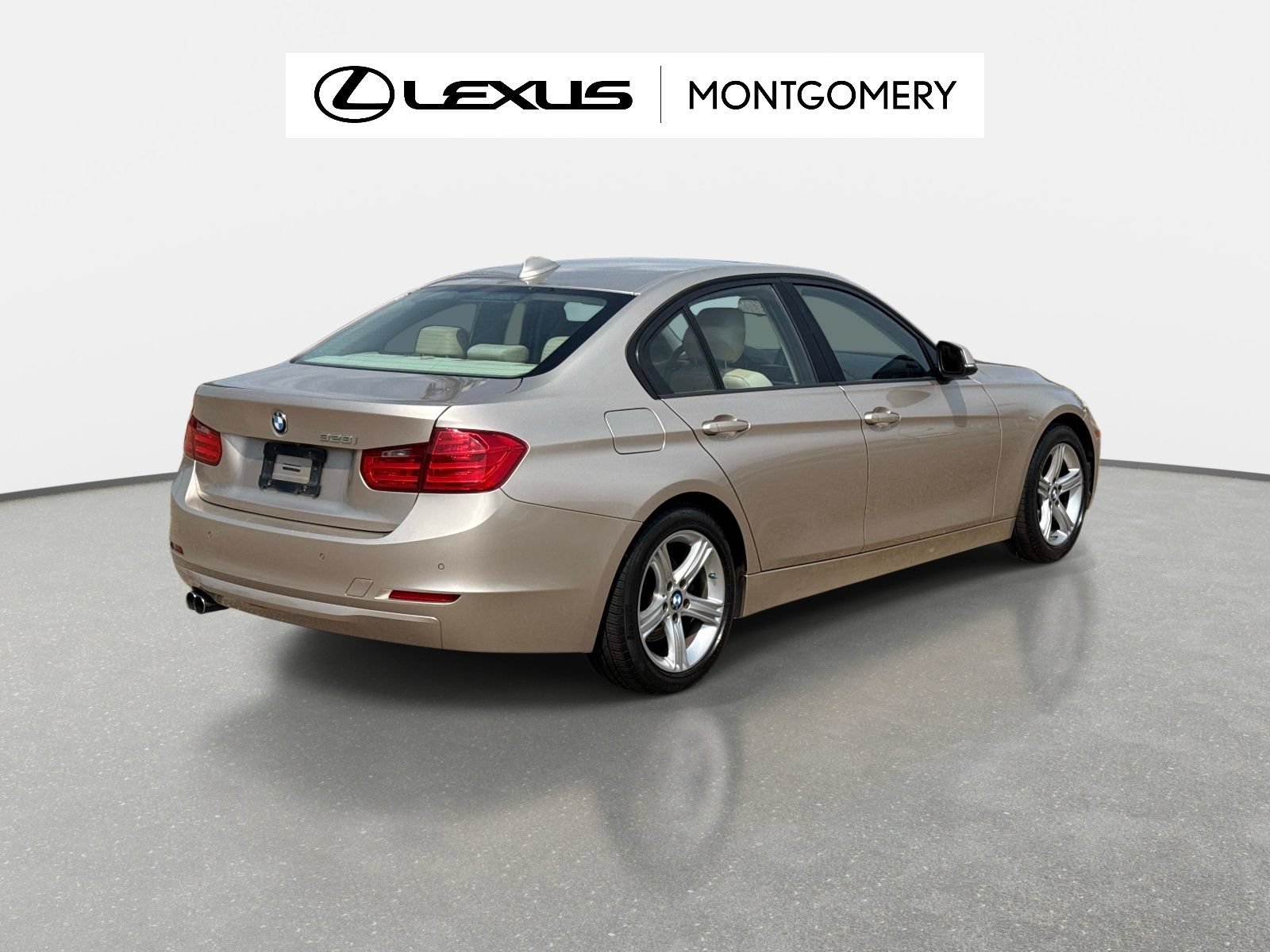 Used 2015 BMW 328i Sedan RWD image 3