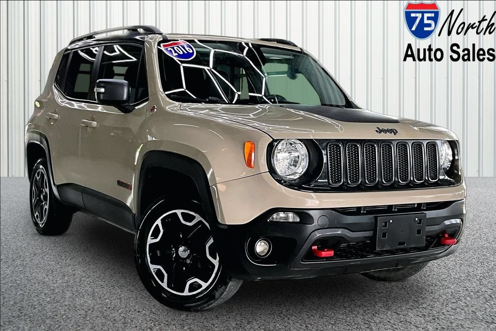 Used 2016 Jeep Renegade Trailhawk AWD/4WD image 1