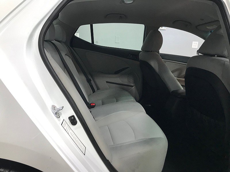 Used 2012 Kia Optima LX FWD image 16
