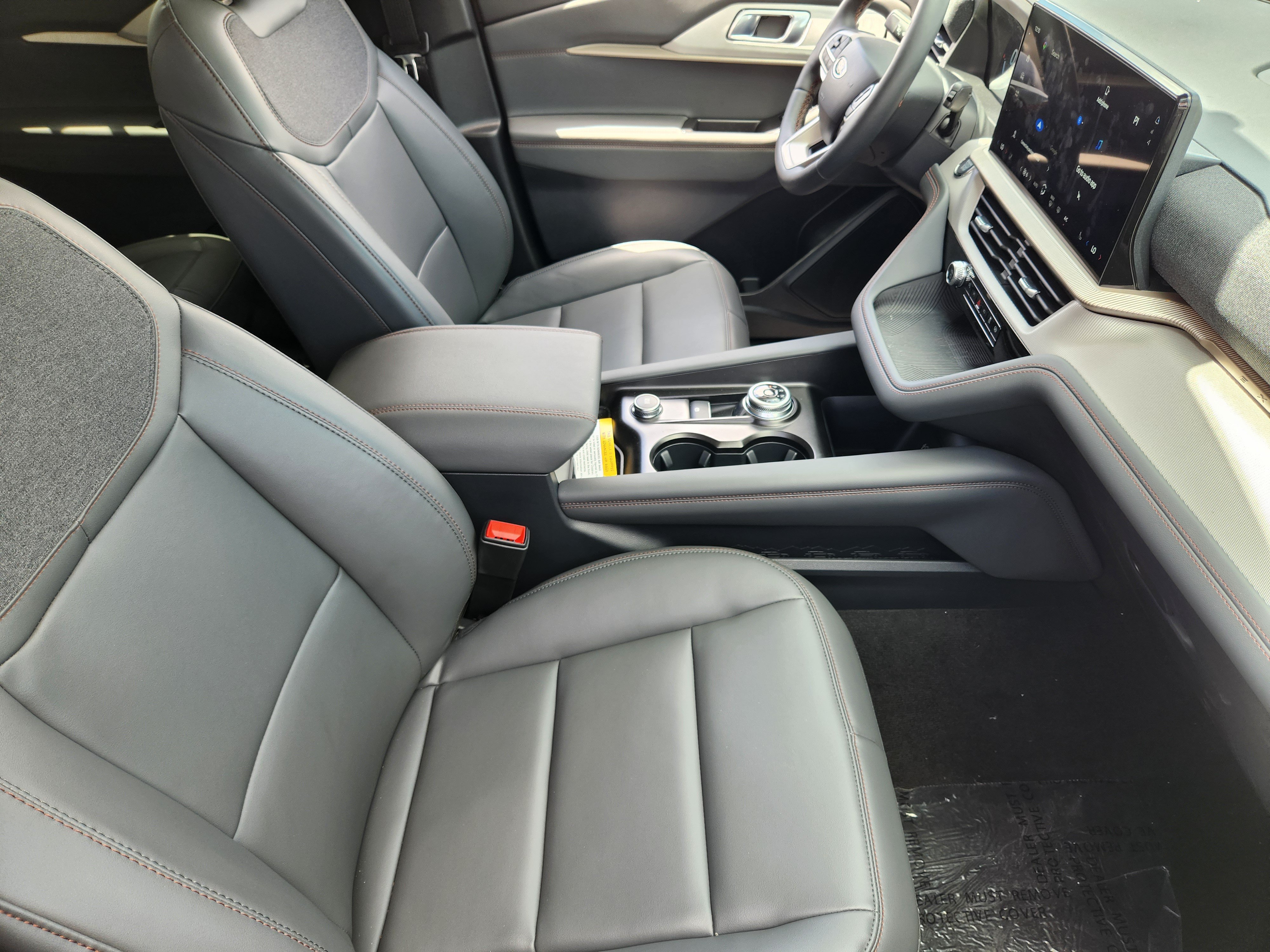New 2026 Ford Explorer Active w/ Active Comfort Package RWD image 10