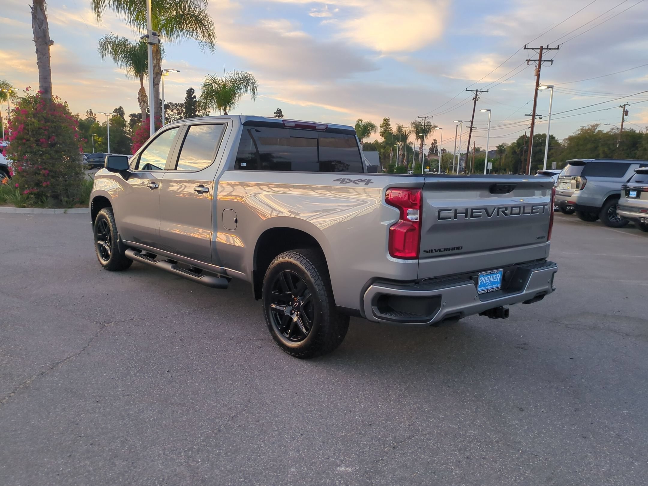 New 2026 Chevrolet Silverado 1500 RST w/ Dark Appearance Package AWD/4WD image 3