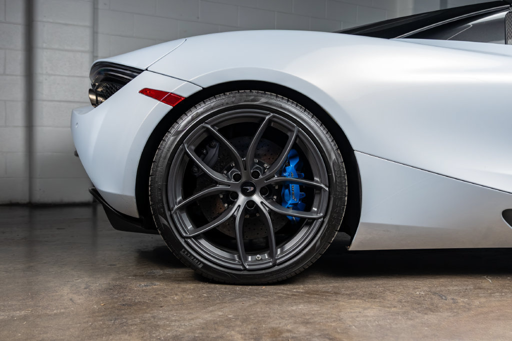 Used 2020 McLaren 720S Luxury RWD image 14