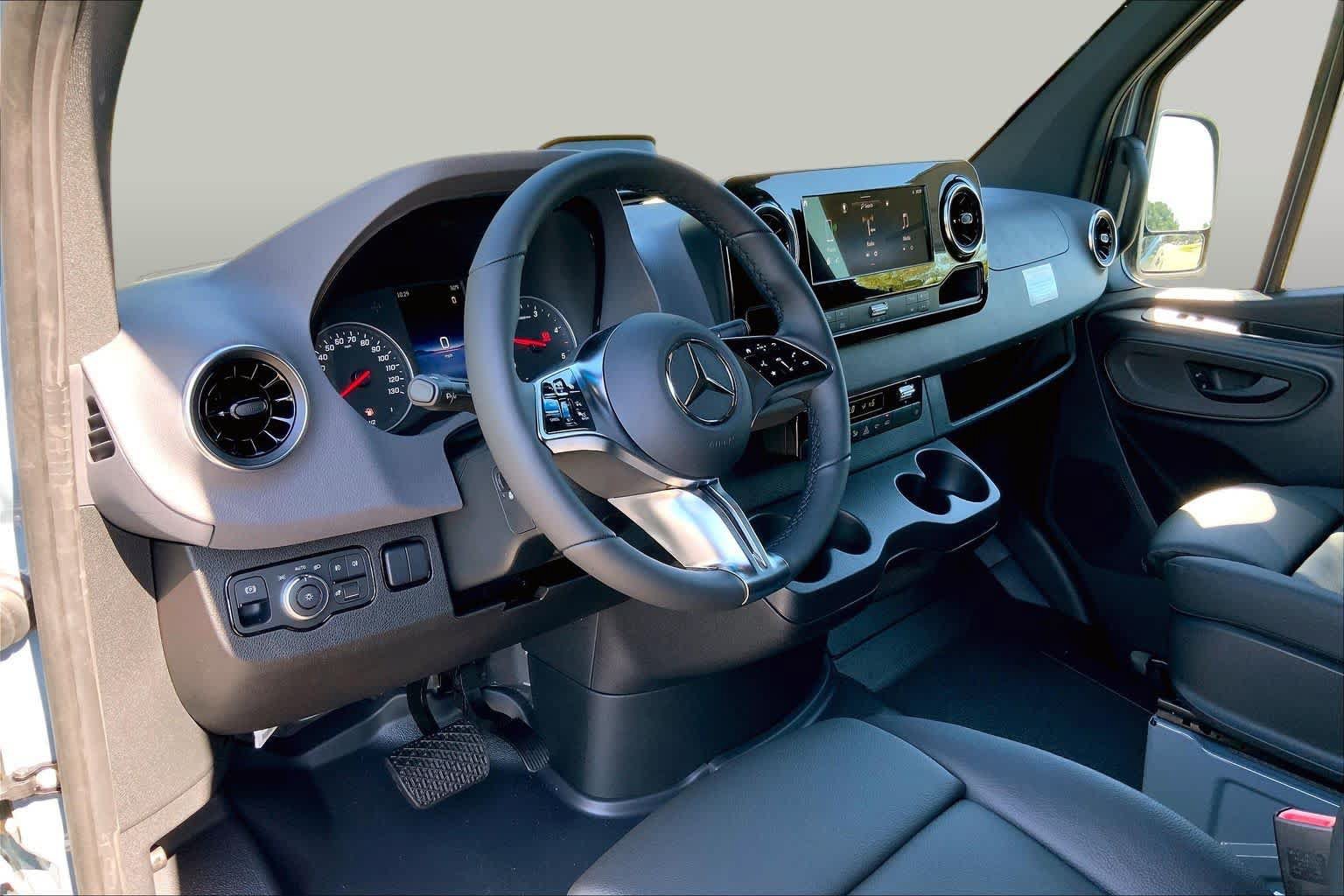 New 2026 Mercedes-Benz Sprinter 2500 image 9