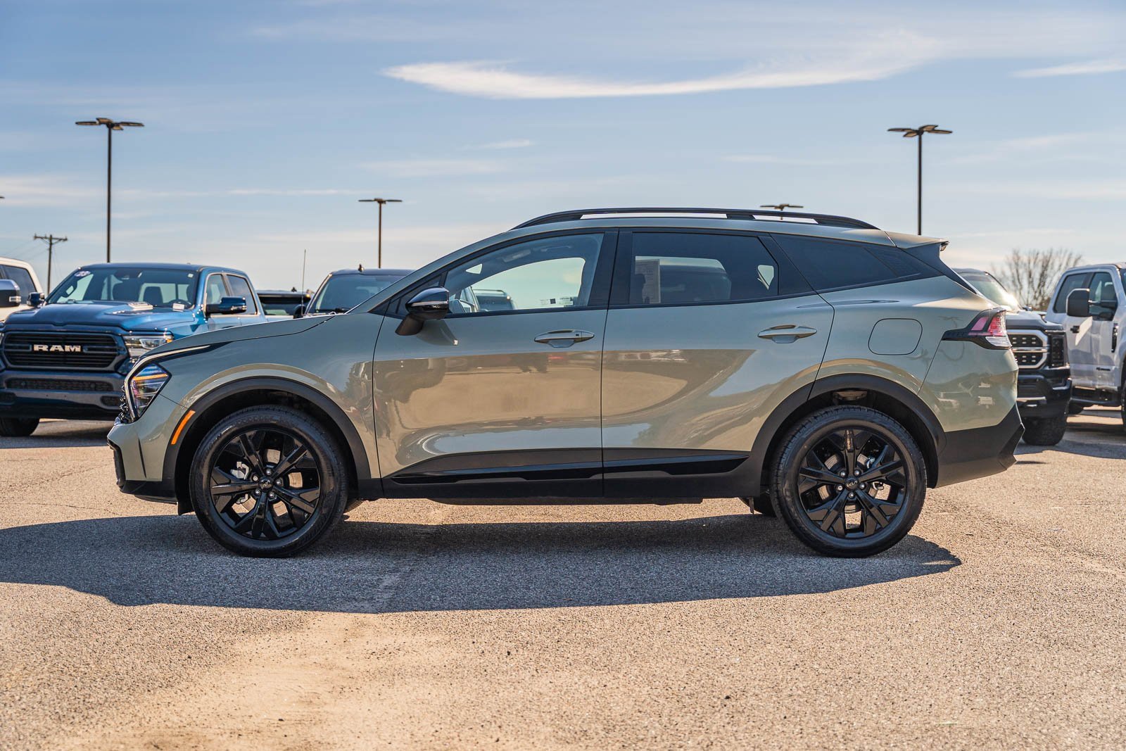 Used 2025 Kia Sportage X-Line image 4