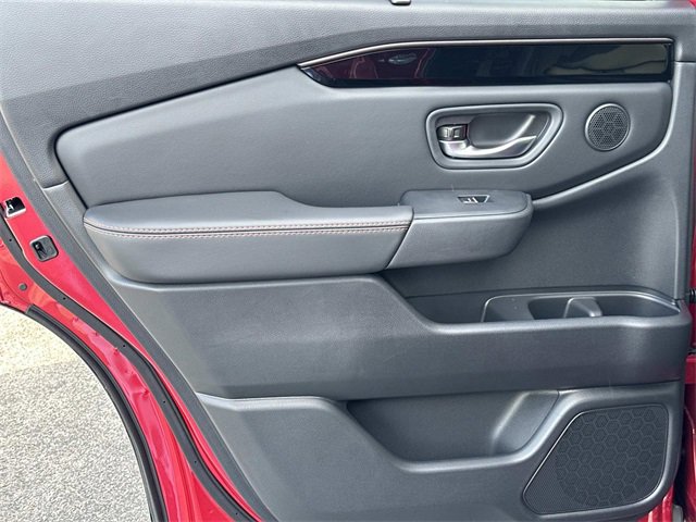 New 2025 Honda Pilot TrailSport image 11