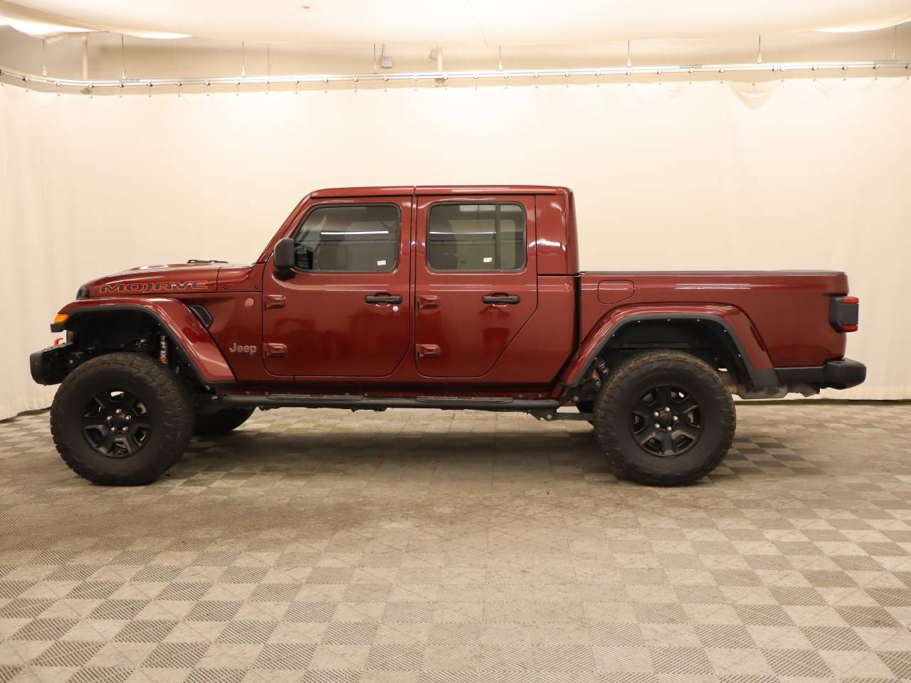 Used 2021 Jeep Gladiator Mojave AWD/4WD image 2