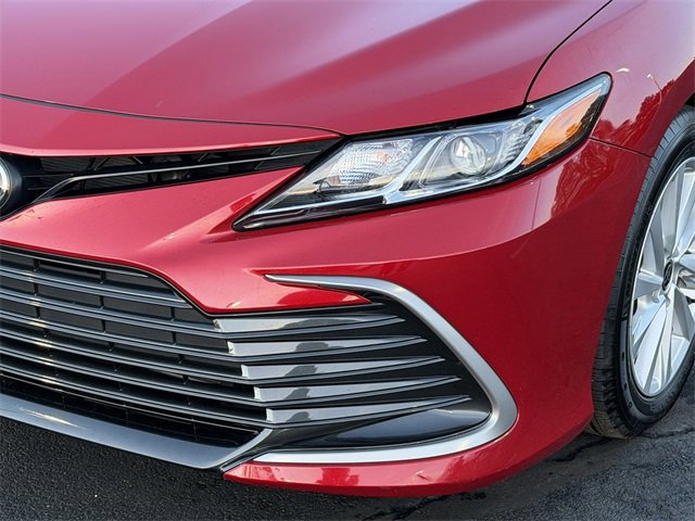 Used 2023 Toyota Camry LE image 10