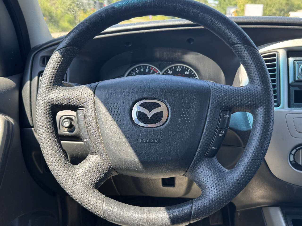 Used 2006 MAZDA Tribute I image 22