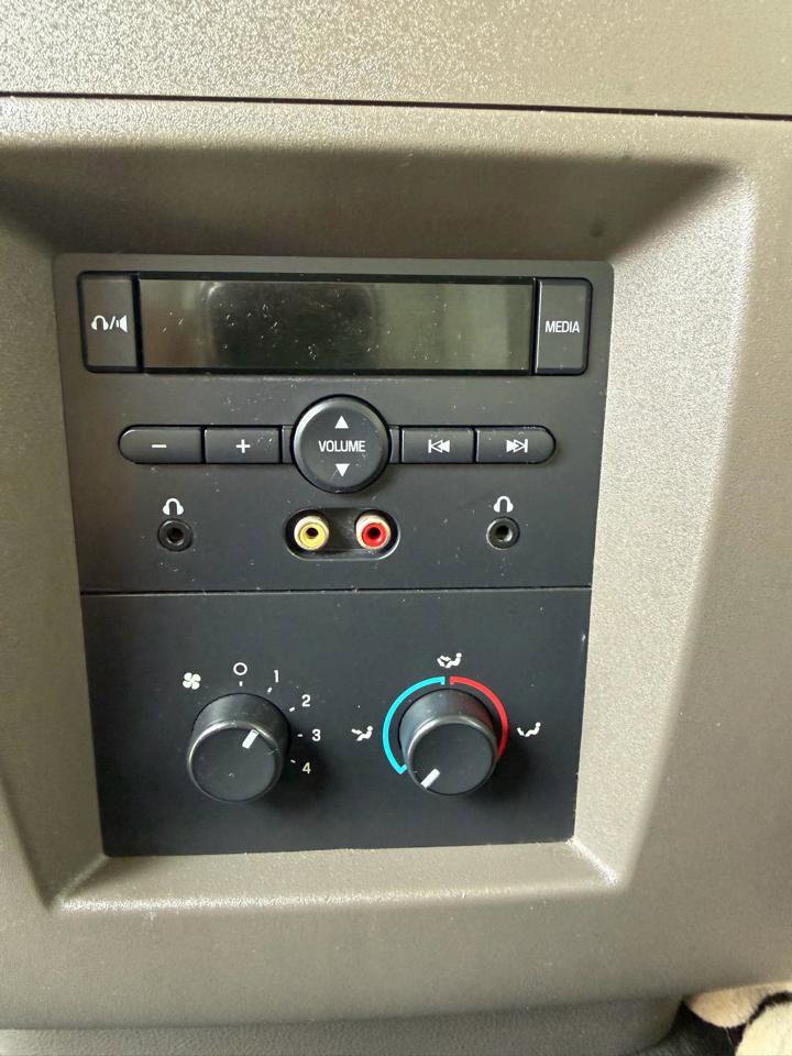 Used 2015 Ford Expedition XL AWD/4WD image 25