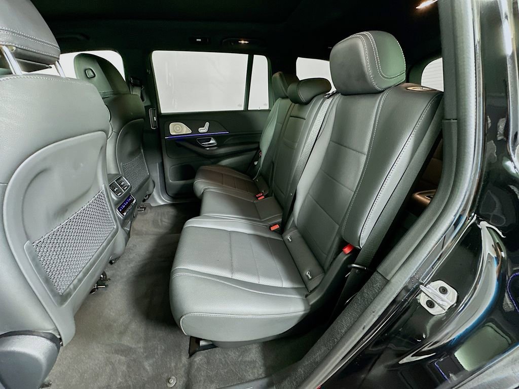 Used 2025 Mercedes-Benz GLS 450 4MATIC image 25
