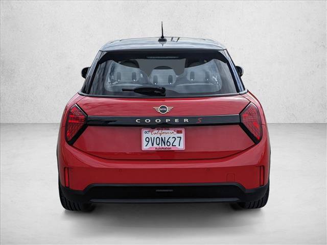 Certified 2025 MINI Cooper S image 7