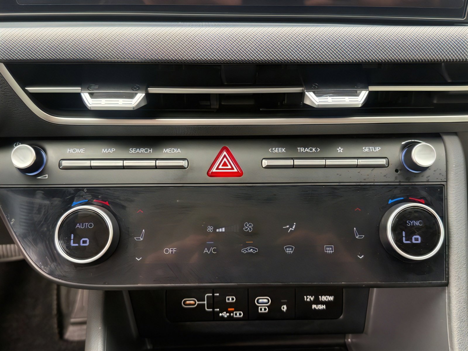 Used 2024 Hyundai Sonata SEL w/ Convenience Package FWD image 26