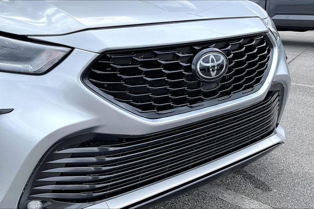 Used 2022 Toyota Highlander XSE image 28