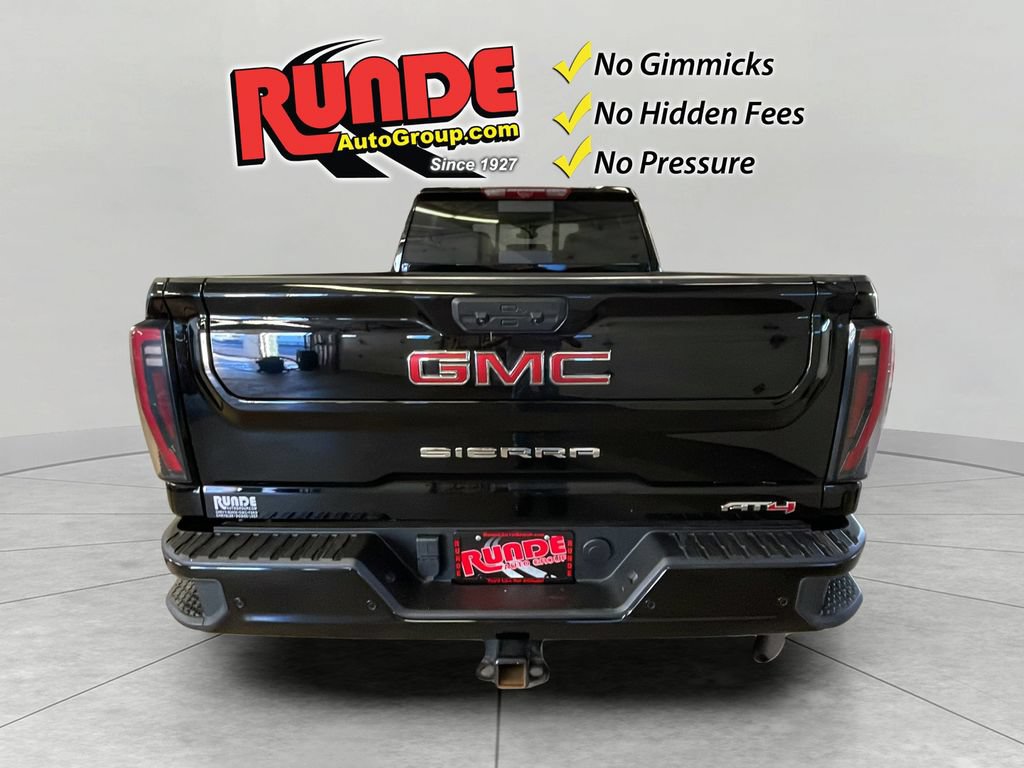 Used 2025 GMC Sierra 2500 AT4 w/ AT4 Premium Plus Package AWD/4WD image 5