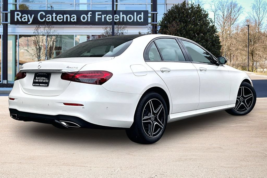 Used 2022 Mercedes-Benz E 350 4MATIC Sedan w/ Driver Assistance Package image 2