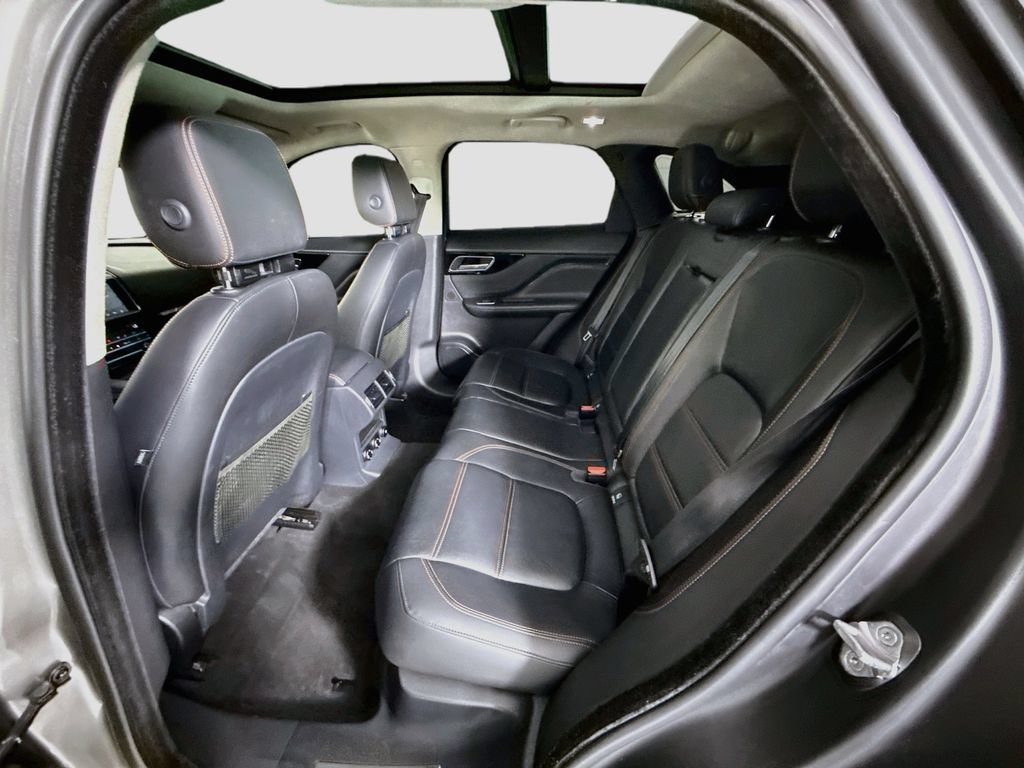 Used 2020 Jaguar F-PACE Prestige AWD/4WD image 21