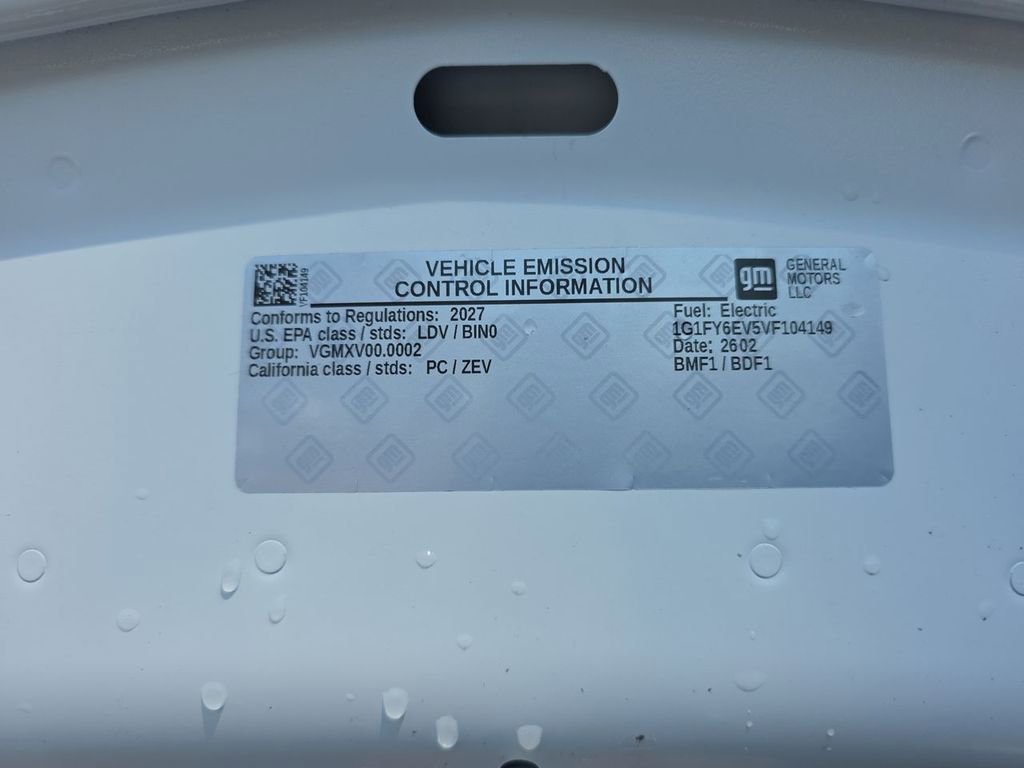 Used 2027 Chevrolet Bolt LT w/ Comfort Package FWD image 36