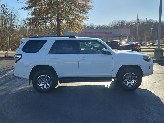 Used 2024 Toyota 4Runner TRD Off-Road Premium image 30