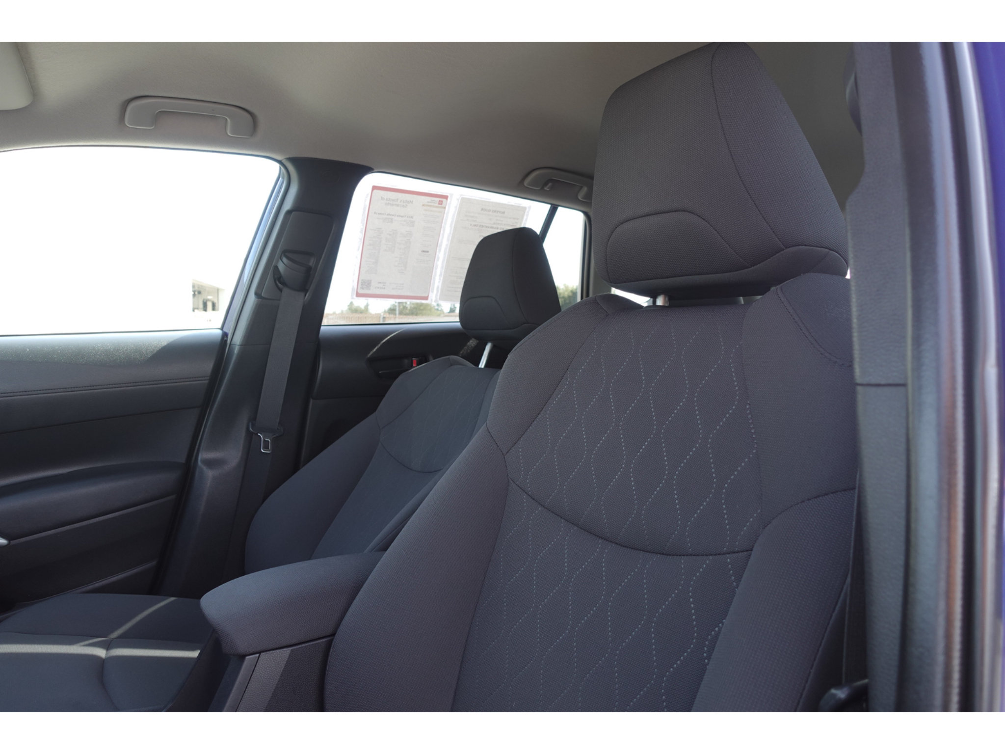 Certified 2022 Toyota Corolla Cross LE AWD/4WD image 10