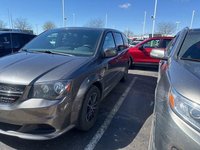 Used 2017 Dodge Grand Caravan SE image 10