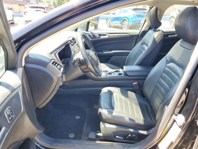 Used 2018 Ford Fusion SE w/ Fusion SE Technology Package AWD/4WD image 12