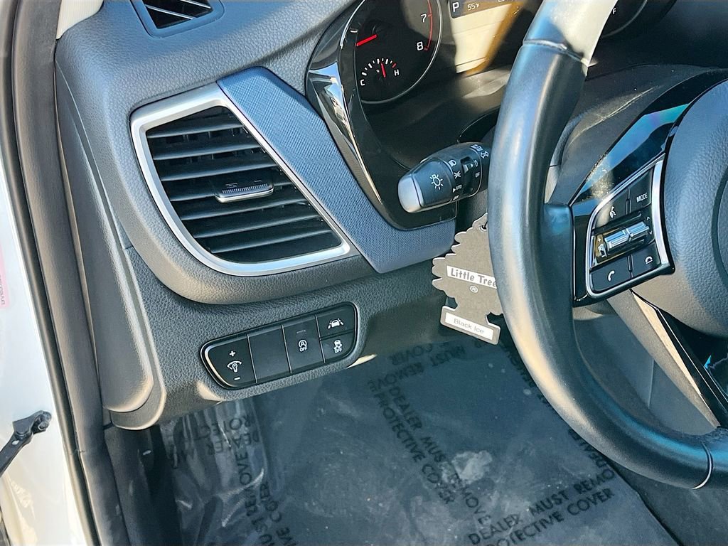 Used 2023 Kia Seltos S w/ Navigation Package image 10