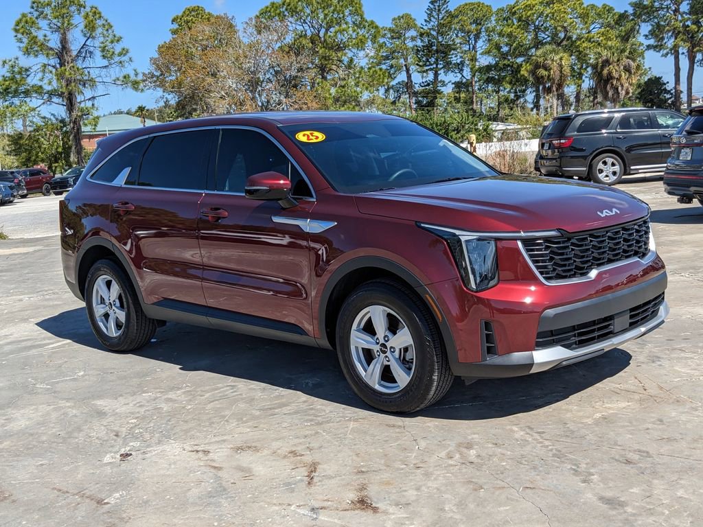 Certified 2025 Kia Sorento LX image 2