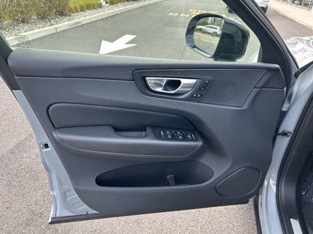 Certified 2025 Volvo XC60 B5 Plus image 16