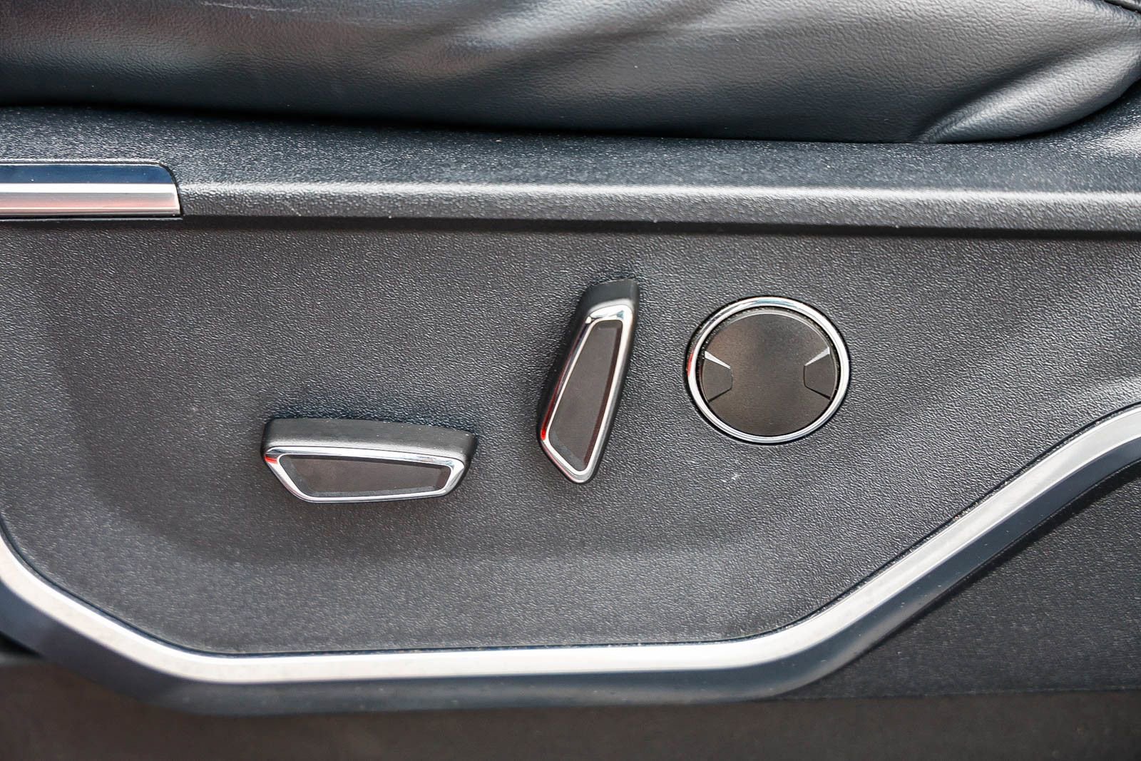 Used 2023 Ford F150 Raptor w/ Equipment Group 802A Raptor R image 22