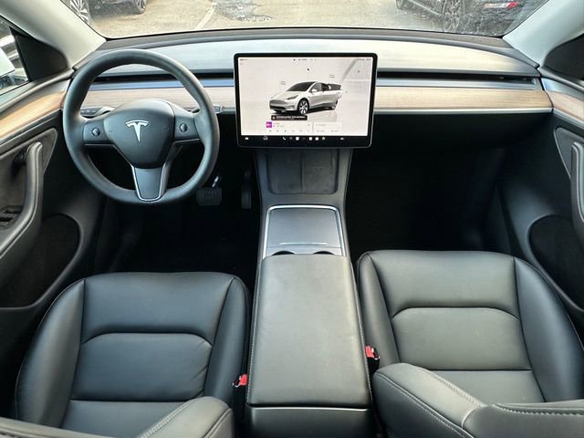 Used 2024 Tesla Model Y Long Range image 13