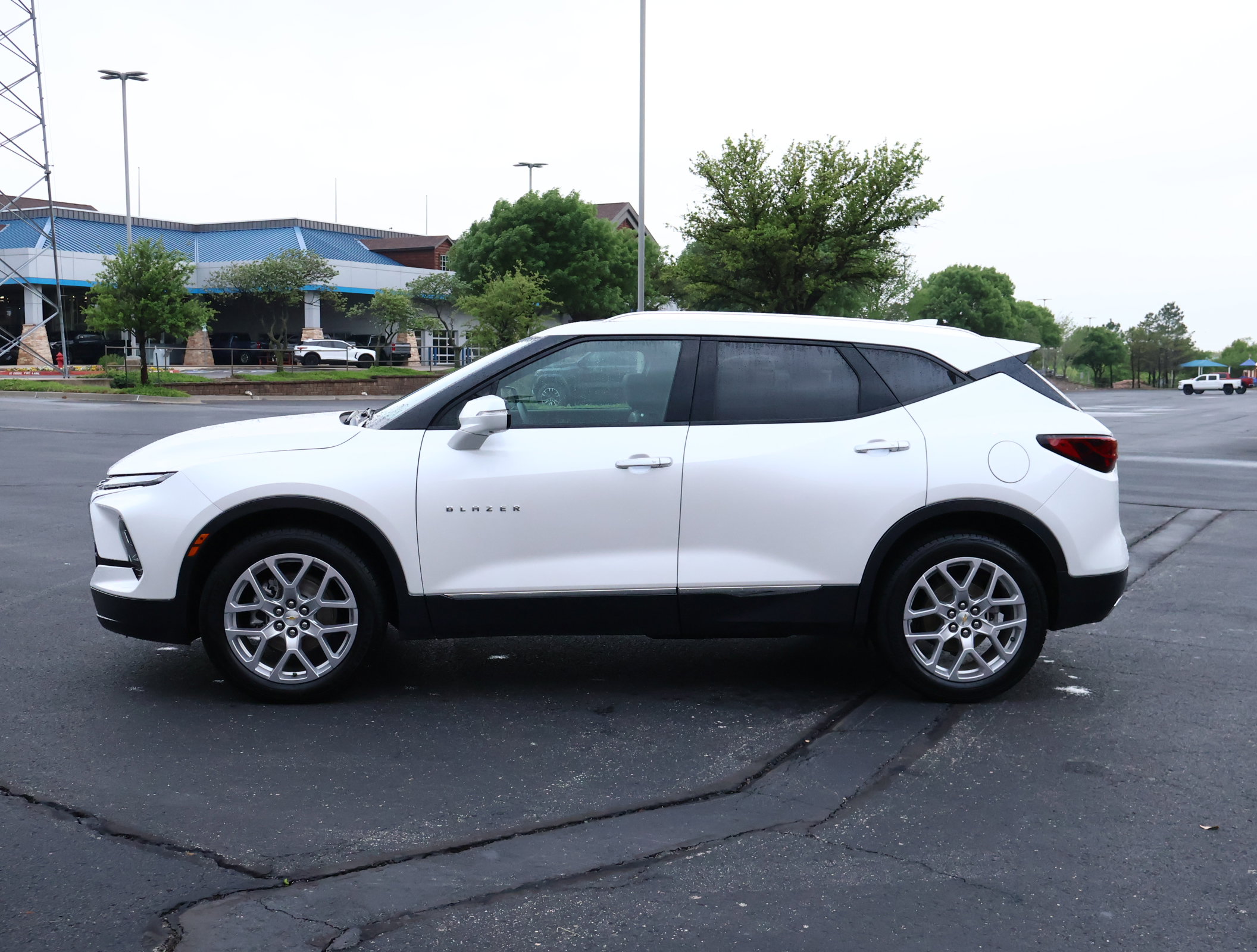 Used 2025 Chevrolet Blazer Premier w/ Driver Confidence II Package AWD/4WD image 36