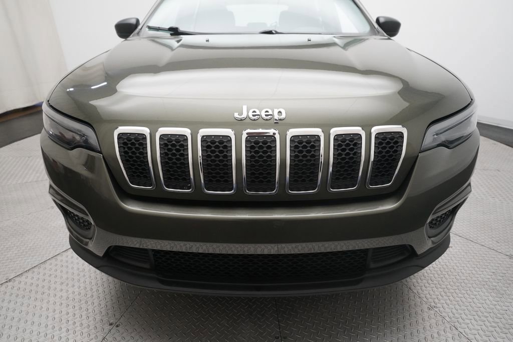 Used 2019 Jeep Cherokee Sport w/ Cold Weather Group image 21
