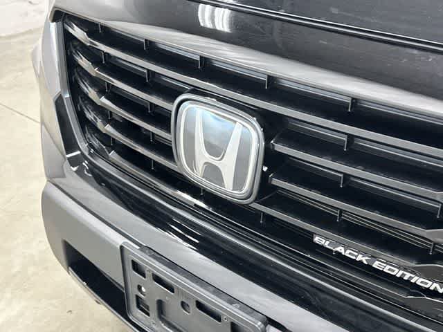 Certified 2025 Honda Passport Black Edition image 31