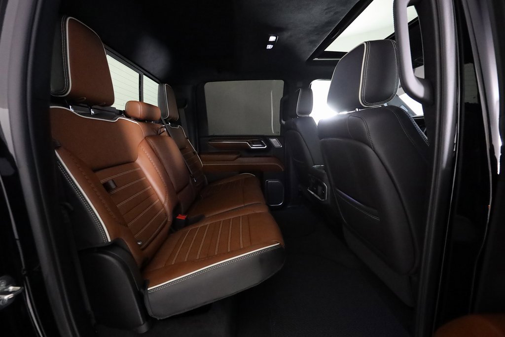 Used 2024 GMC Sierra 3500 Denali Ultimate image 13