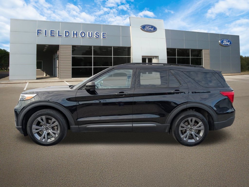 Used 2023 Ford Explorer XLT w/ Equipment Group 202A AWD/4WD image 13