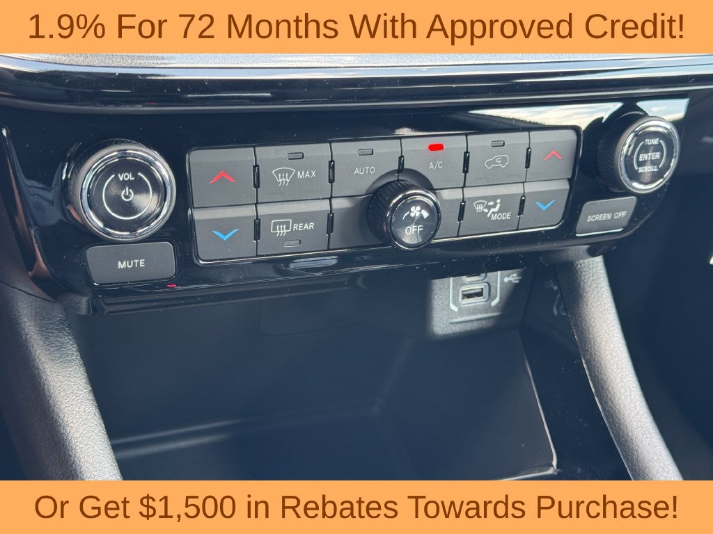New 2026 Jeep Compass Limited w/ Sun, Sound & Navigation Group AWD/4WD image 22